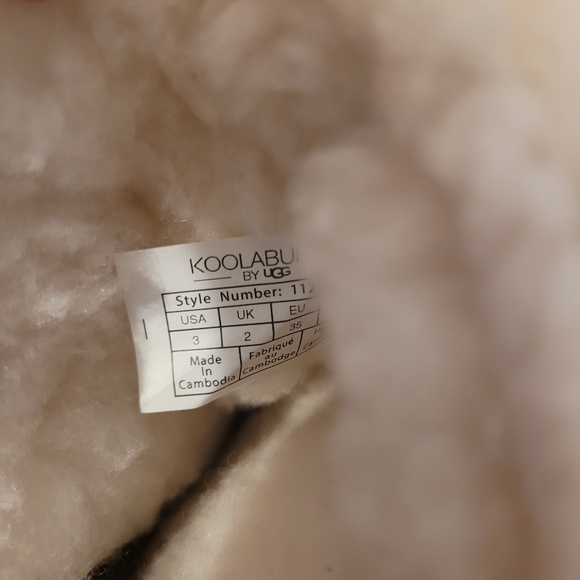 Girls Koolaburra by Ugg Pink Boots - Picture 2 of 6